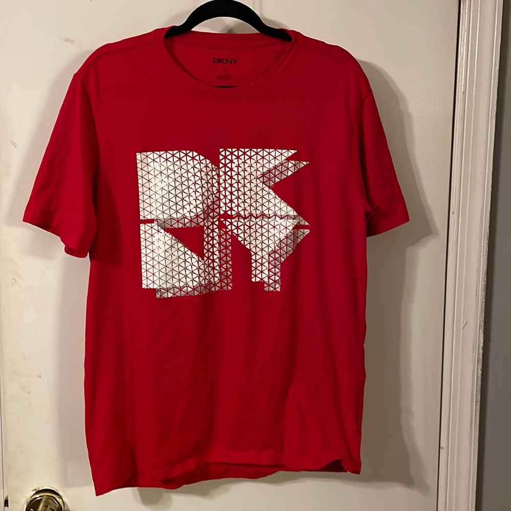 DKNY tshirt